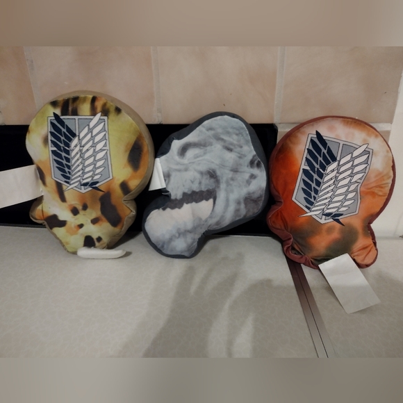 Attack on Titan 10" figure plush - Picture 2 of 6